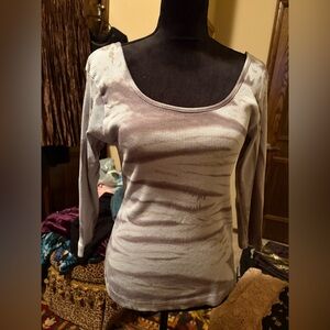 Hard Tail Scoop Neck Long Sleeve Top - Light Gray Tie-Dye